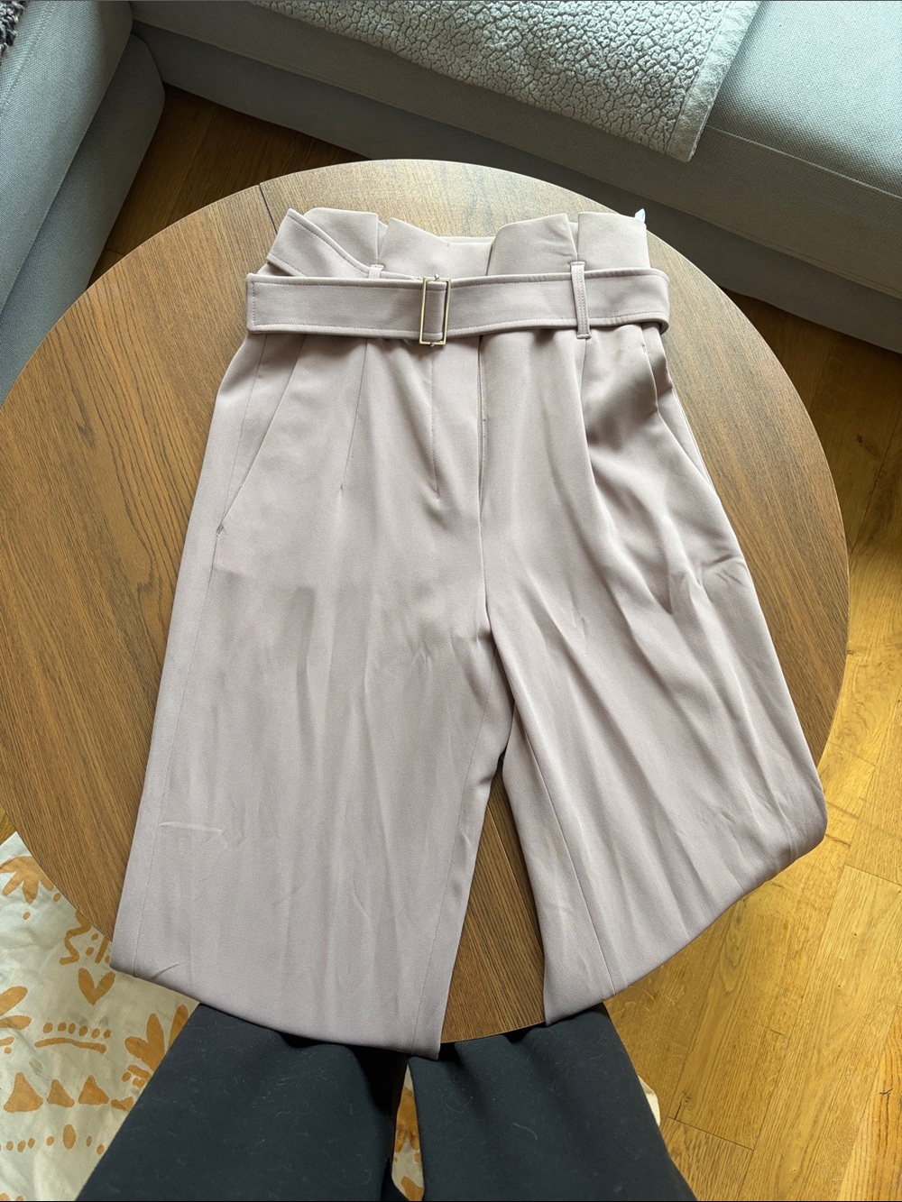 High-Waist Paperbag Belted Women's Shorts in Light Taupe